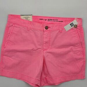 Gap Womens Khakis By Gap girlfriend Shorts 5" Pink color Sz 4/27 New.